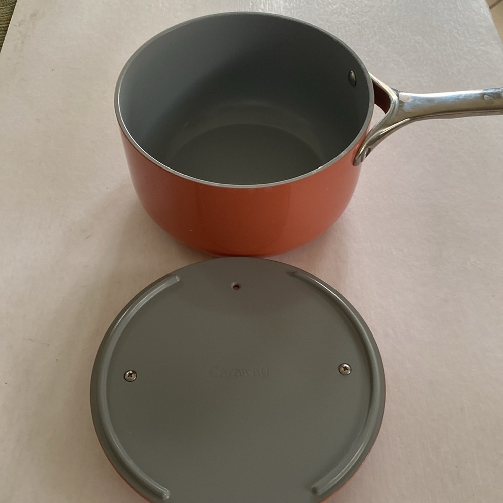 CARAWAY Pot with Lid 8” x 5” approximately - Picture 3 of 6